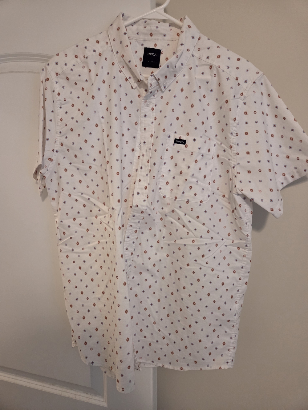 RVCA White Short-Sleeve Button-Up Shirt with Rust Dot Print